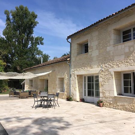 La Gelette Génissac Exterior foto